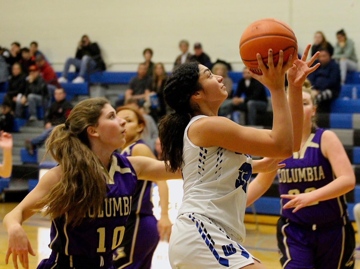Warden girls basketball dominant against Columbia in win Columbia